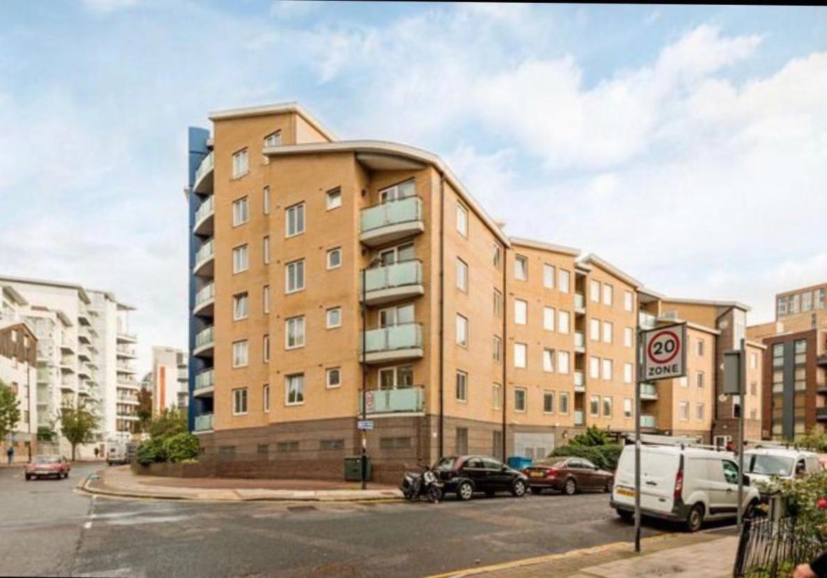 Spareroom Double Room In Surrey Quays * Londres